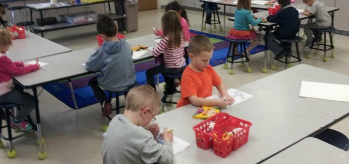 Kindergartners study architecture in art